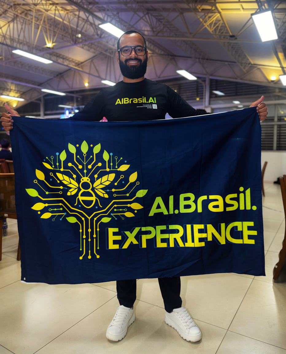 Membro da comunidade segurando a bandeira AI.Brasil.EXPERIENCE